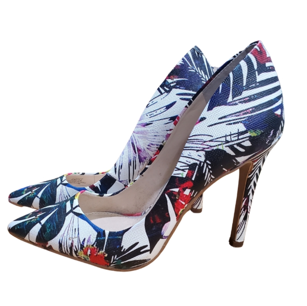 Jessica Simpson floral pumps